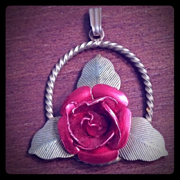 2 for $20 VTG Metallic Red Rose Pendant Green Leaf - Picture 1 of 6